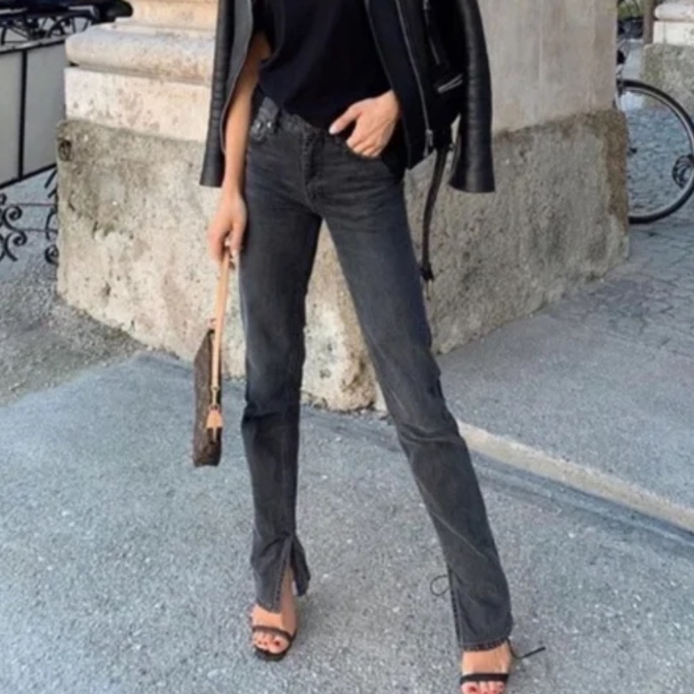 ZARA Jeans Straight Leg Split Hem Contemporary Faded Black Gray Size 6